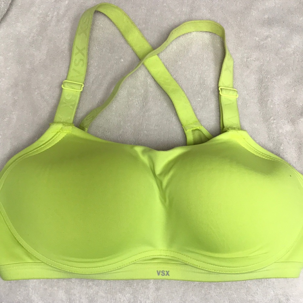 Victoria Secret Sports Bra-36C